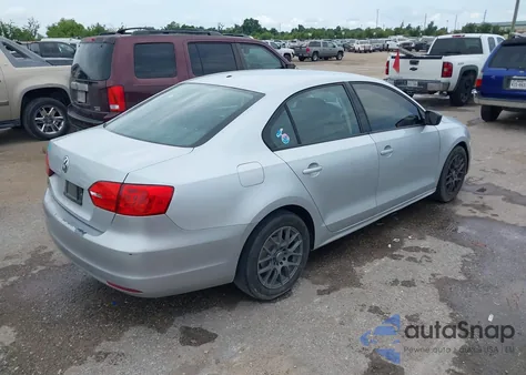 2011 Volkswagen Jetta 2.0L S из США, поврежденный, VIN 3VW2K7AJ8BM070104